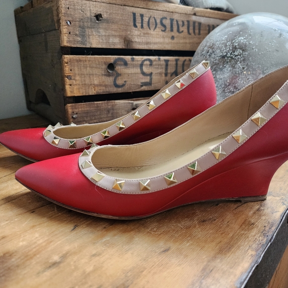 Valentino Rockstud Kitten Wedge size 38 - Picture 3 of 10